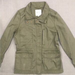 Madewell Green Utility Jacket with Military-Inspired Design